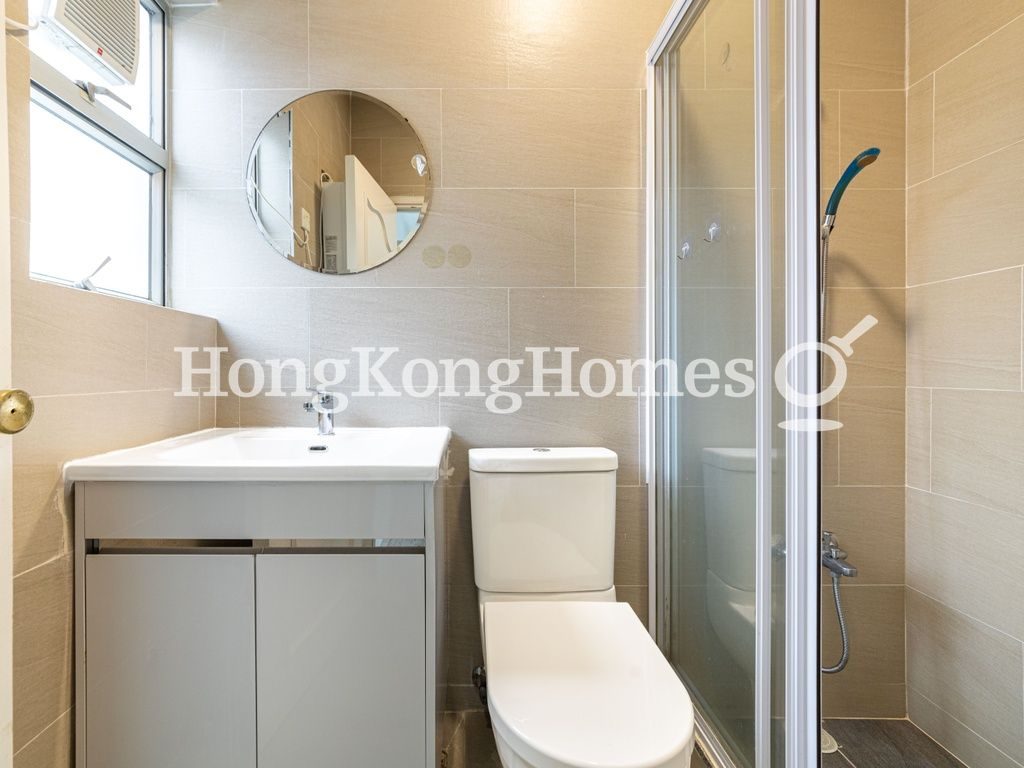 Guest Bathroom — Marina Cove - Stage 02, Sai Kung