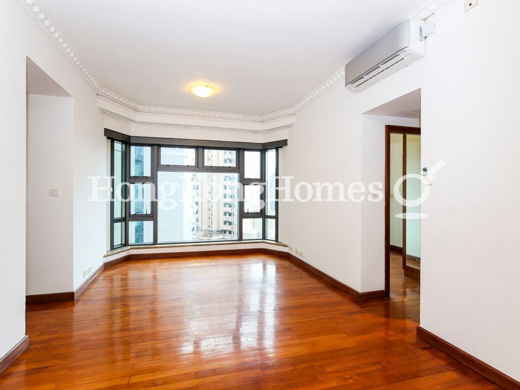 Living and Dining Room — Palatial Crest, Mid-levels West