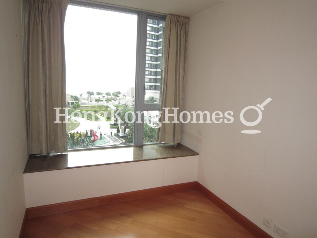 Third Bedroom — Residence Bel-air - Phase 04, Peak Tower 08, Pokfulam