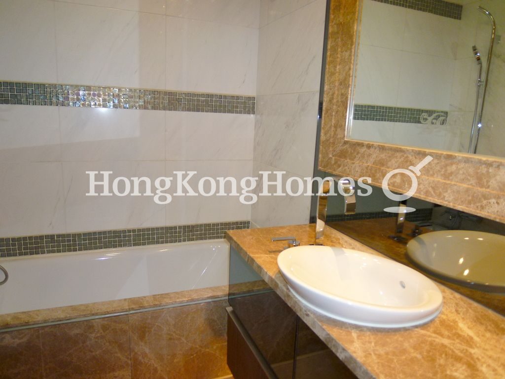 Guest Bathroom — Caribbean Coast - Phase 5 - La Mer, Tung Chung