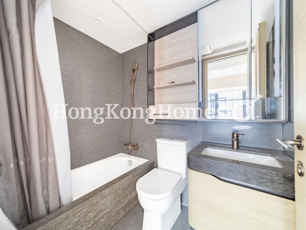 Master Bathroom — Fleur Pavilia, North Point
