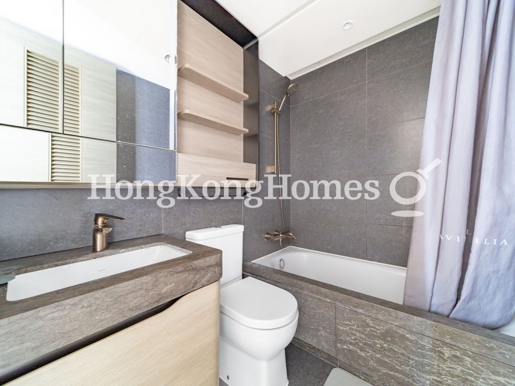 Guest Bathroom — Fleur Pavilia, North Point