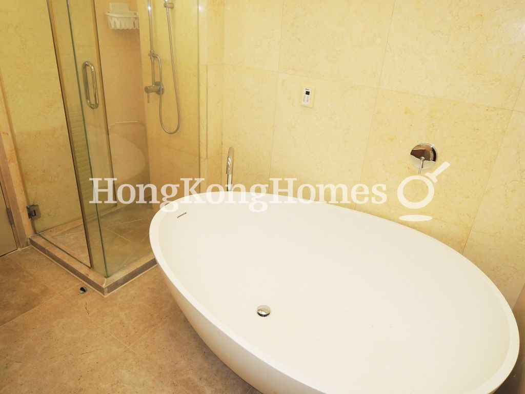 Master Bathroom — Royal Bay, Sai Kung