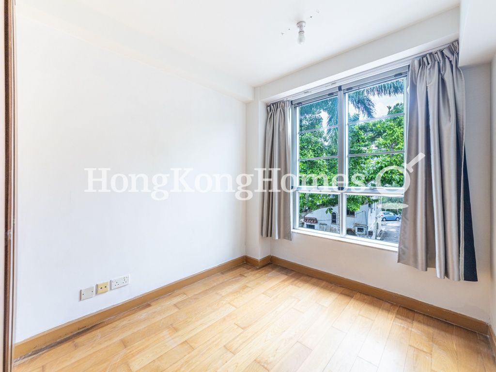 Second Ensuite Bedroom — Royal Bay, Sai Kung