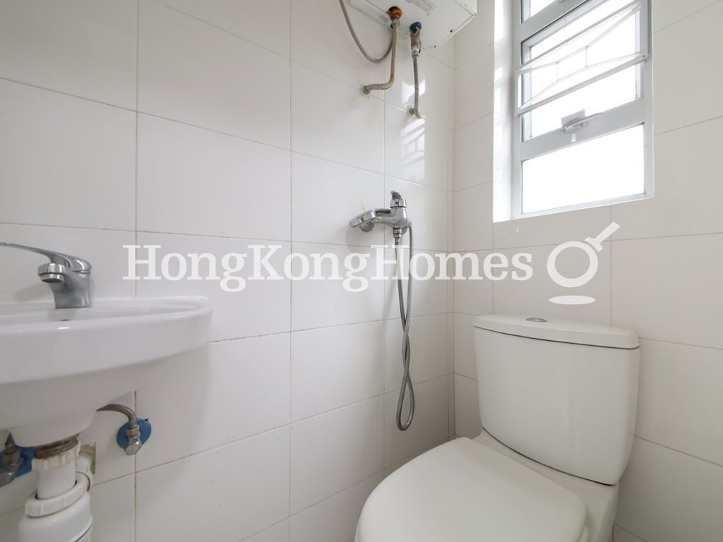 Maid's Bathroom — Villa Verde - Block C, The Peak