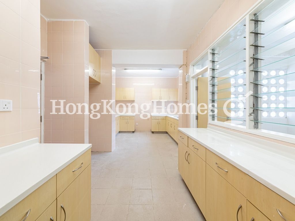 Kitchen — Broadcast Drive, 87-91, Kowloon Tong