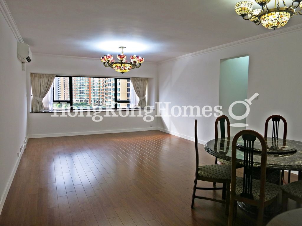 Living and Dining Room — The Broadville, Happy Valley