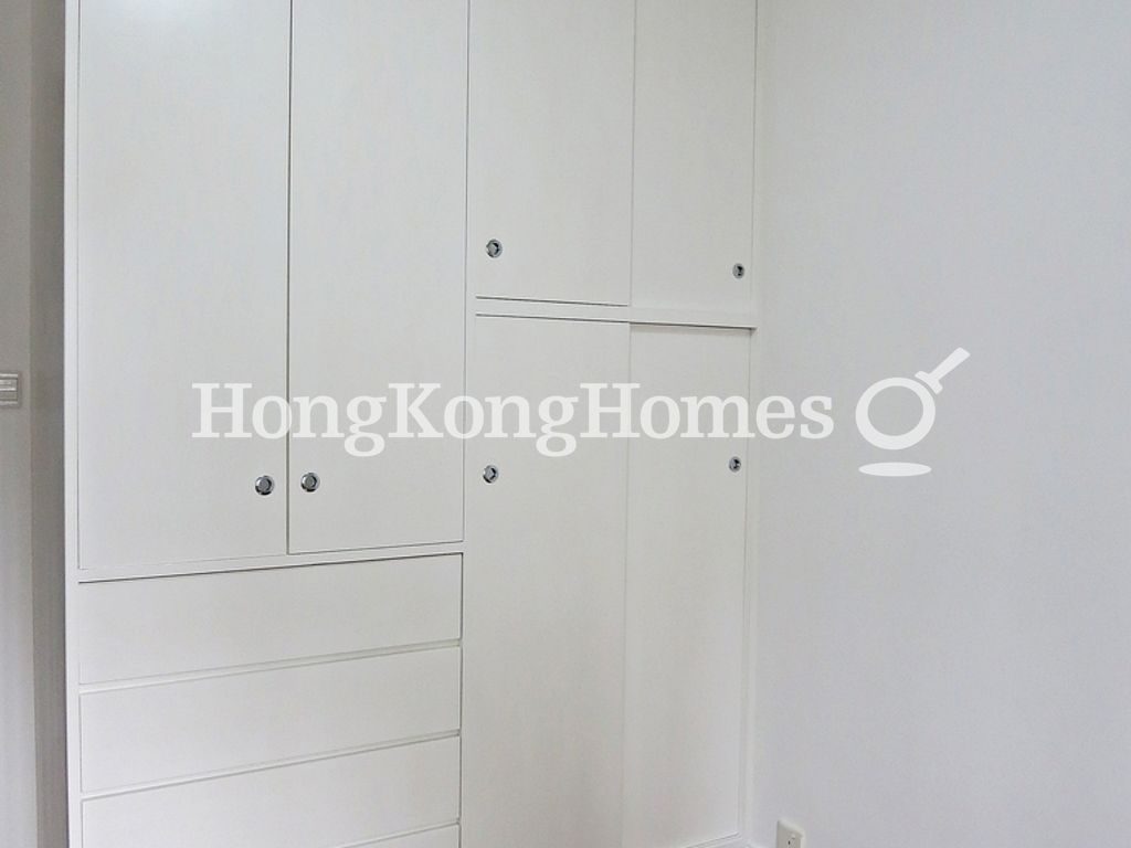Built-in Wardrobe in Second Bedroom — The Broadville, Happy Valley
