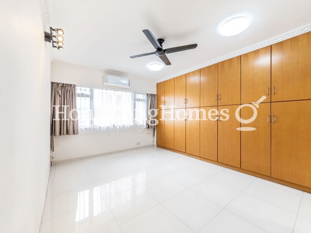 Master Bedroom — Baguio Villa - Block 38, Pokfulam