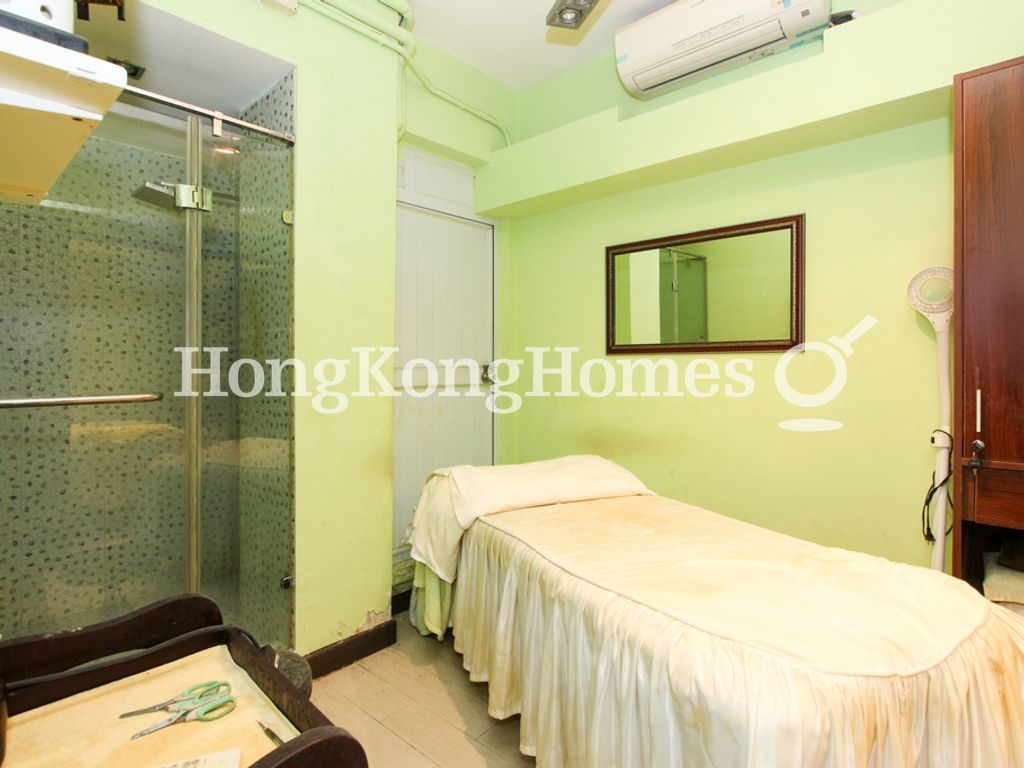 Master Bedroom — Elgin Street, 49-49C, Central