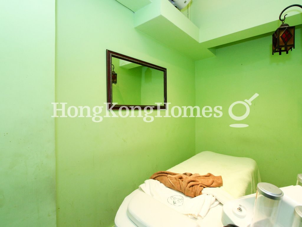 Third Bedroom — Elgin Street, 49-49C, Central