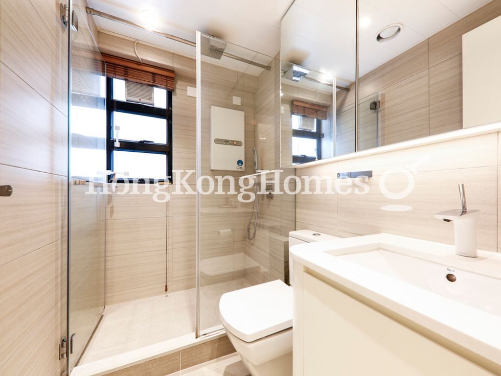 Bathroom — Fairview Height, Mid-levels West