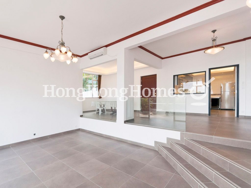 Living Room — Grand Chateau (Lot 1727, DD221), Sai Kung