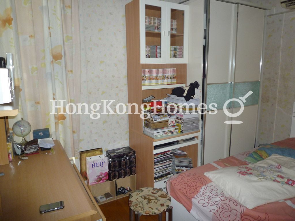 Third Bedroom — Laguna City - Phase 04, Block 22, Laguna Cove, Lam Tin
