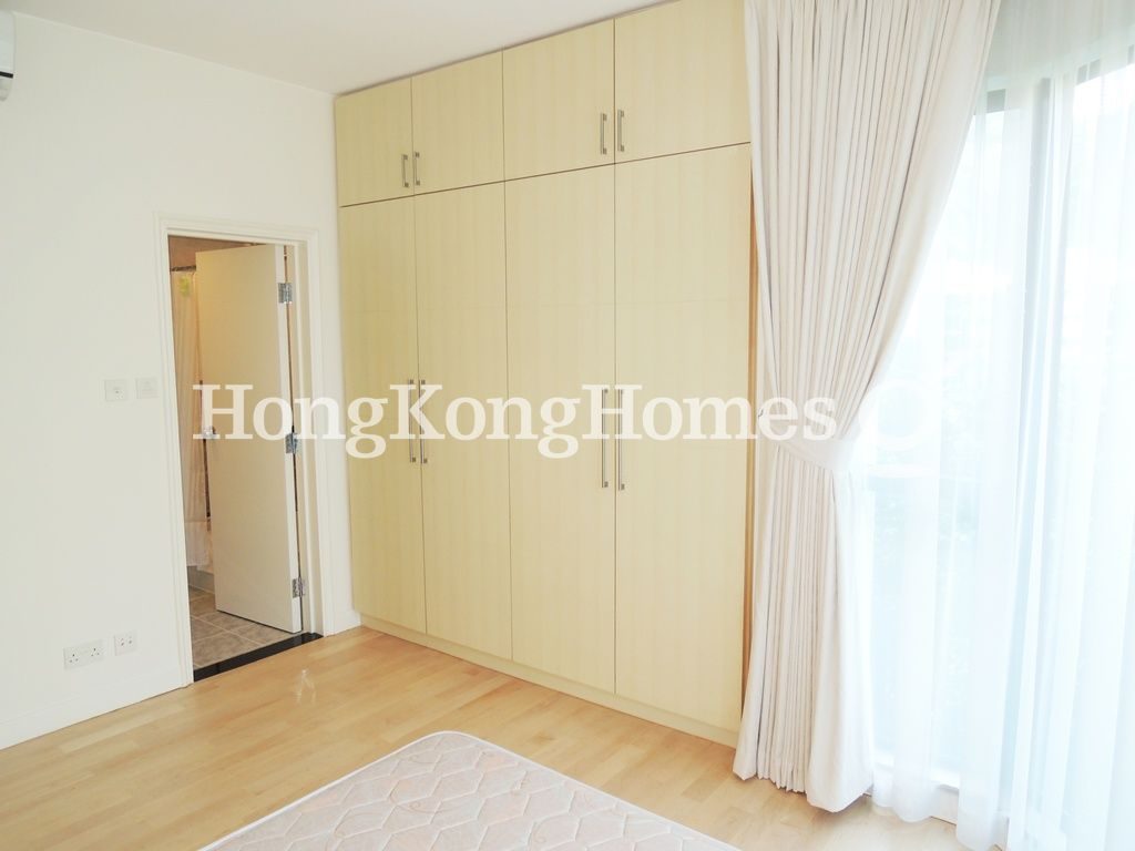 Built-in Wardrobe in Master Bedroom — Kennedy Road, 150, Mid-levels East