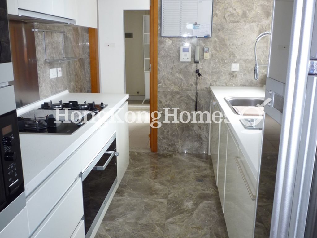 Kitchen — Residence Bel-Air - Phase 06 - Bel-Air No. 8, Tower 5, Pokfulam