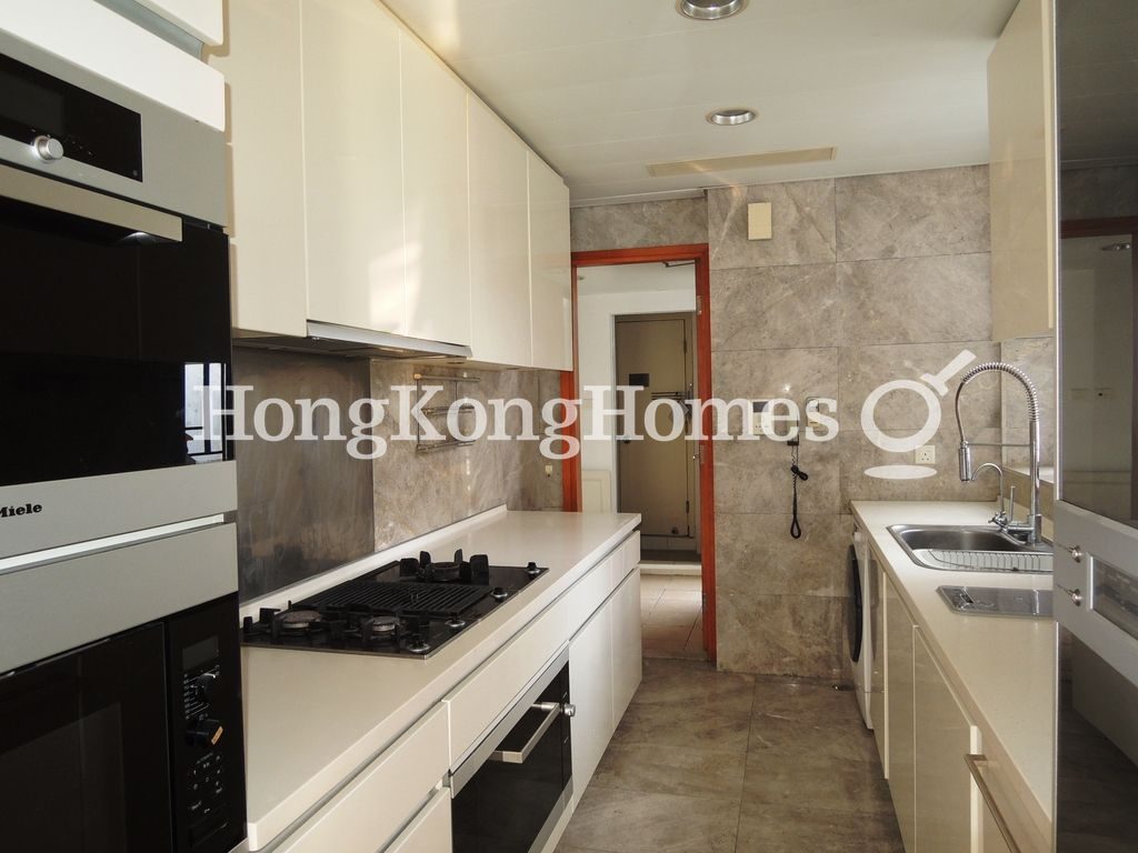 Kitchen — Residence Bel-Air - Phase 06 - Bel-Air No. 8, Tower 7, Pokfulam