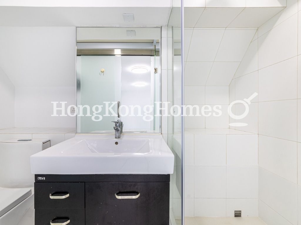 Second Ensuite Bathroom — Berkeley Bay Villa, Sai Kung