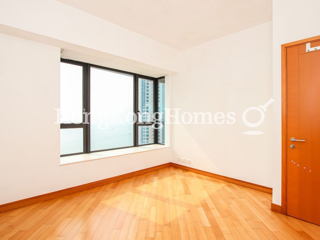 Master Bedroom — Residence Bel-Air - Phase 06 - Bel-Air No. 8, Tower 6, Pokfulam
