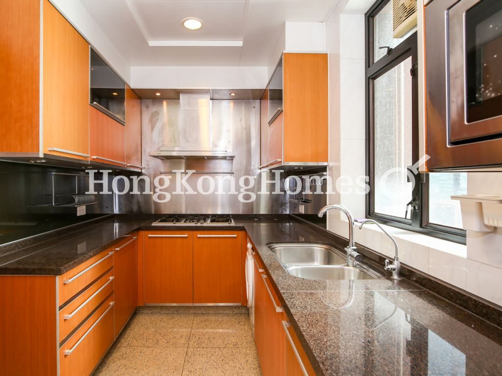 Kitchen — The Arch - Block 1 (Sky Tower), Tsim Sha Tsui
