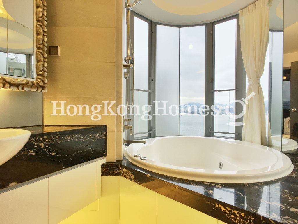 Master Bathroom — Grand Promenade - Tower 03, Quarry Bay