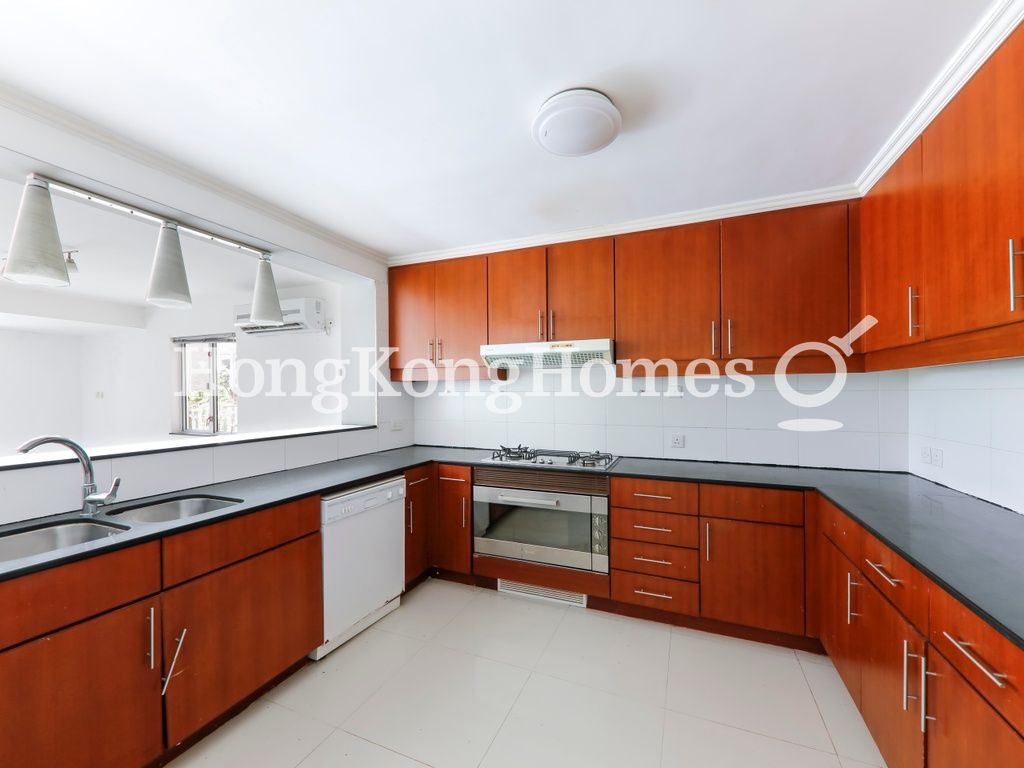 Open Kitchen — Greenwood Villa, Sai Kung