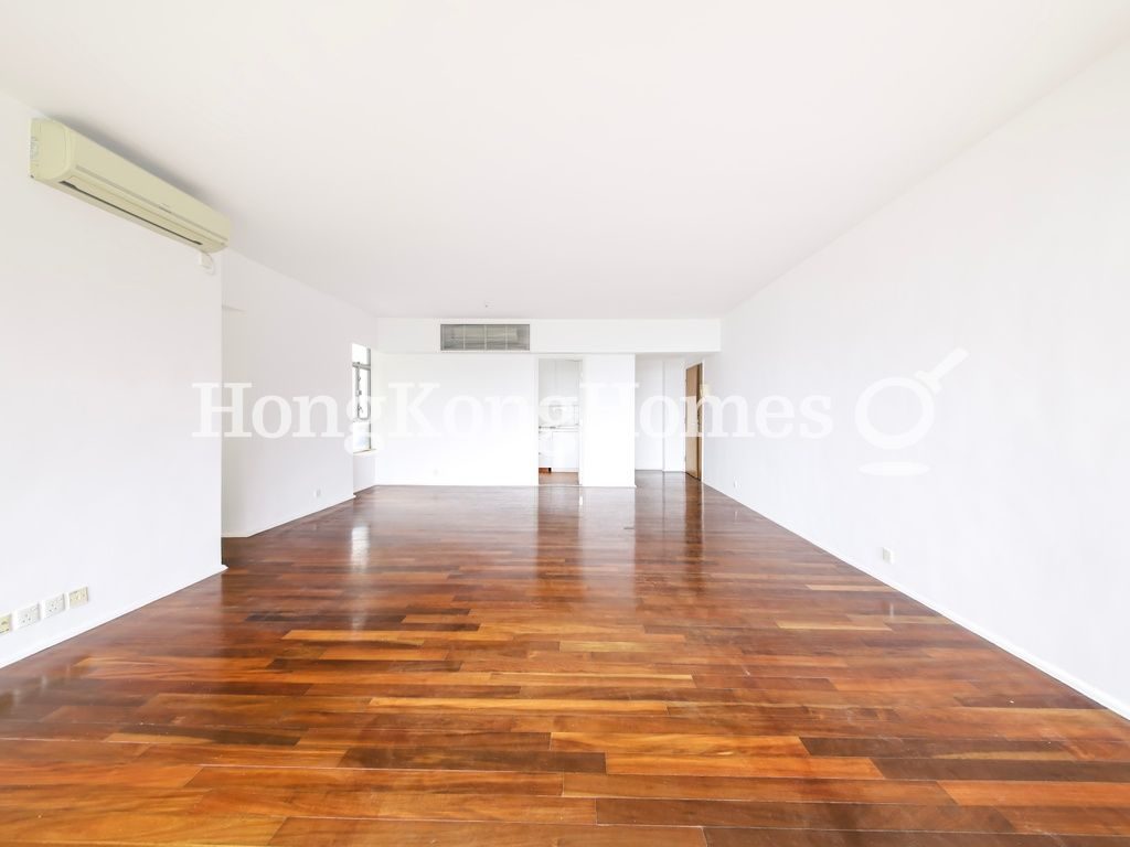 Living and Dining Room — Repulse Bay Road, 23, Repulse Bay