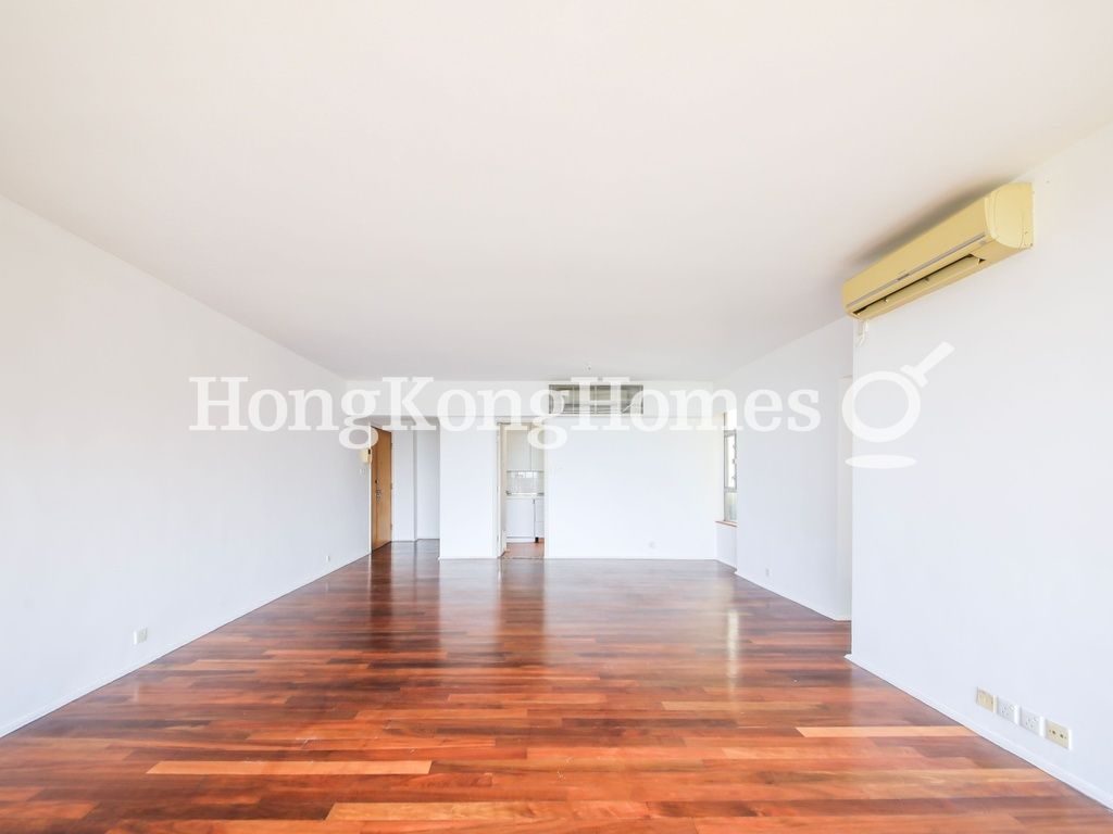 Living and Dining Room — Repulse Bay Road, 23, Repulse Bay