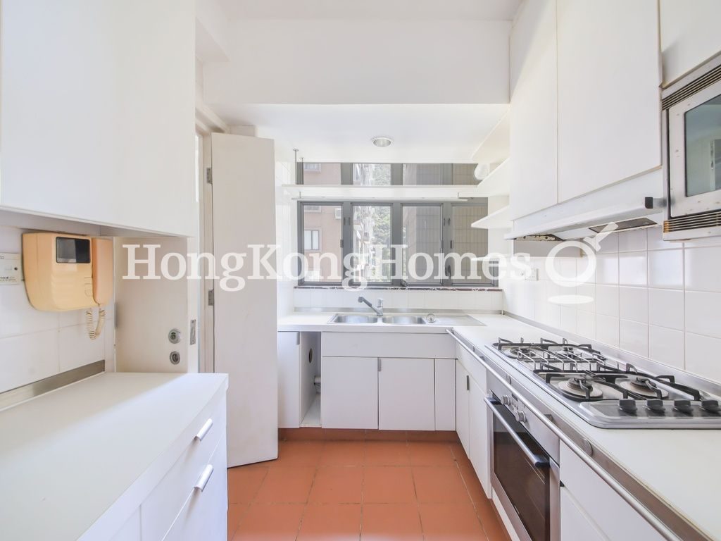 Kitchen — Repulse Bay Road, 23, Repulse Bay