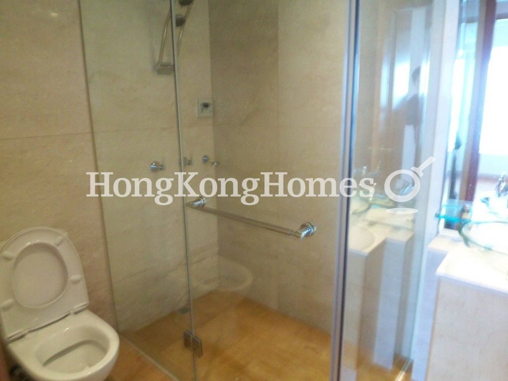 Guest Bathroom — Residence Bel-air - Phase 02, South Tower 02, Pokfulam