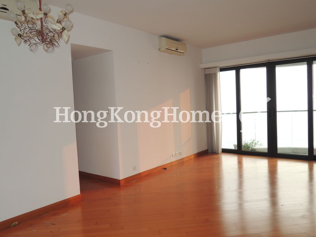 Living and Dining Room — Residence Bel-Air - Phase 06 - Bel-Air No. 8, Tower 3, Pokfulam