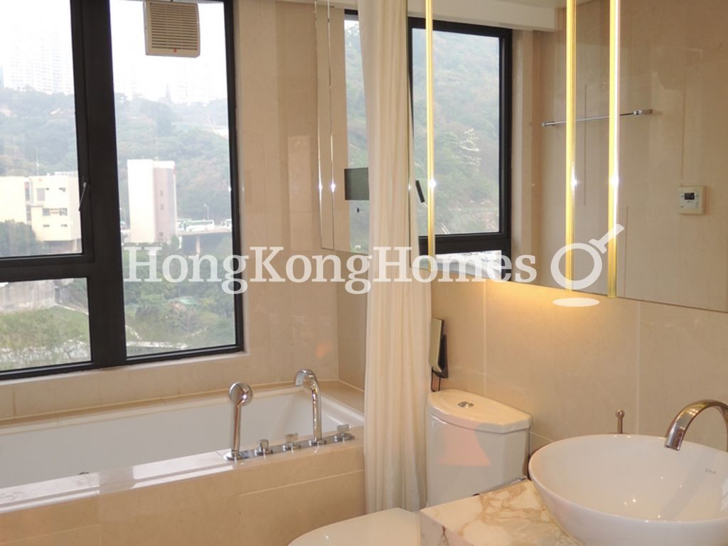 Master Bathroom — Residence Bel-Air - Phase 06 - Bel-Air No. 8, Tower 3, Pokfulam