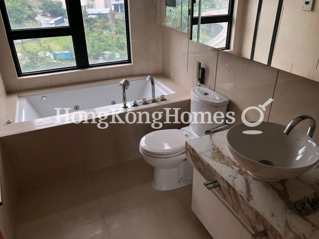 Master Bathroom — Residence Bel-Air - Phase 06 - Bel-Air No. 8, Tower 3, Pokfulam