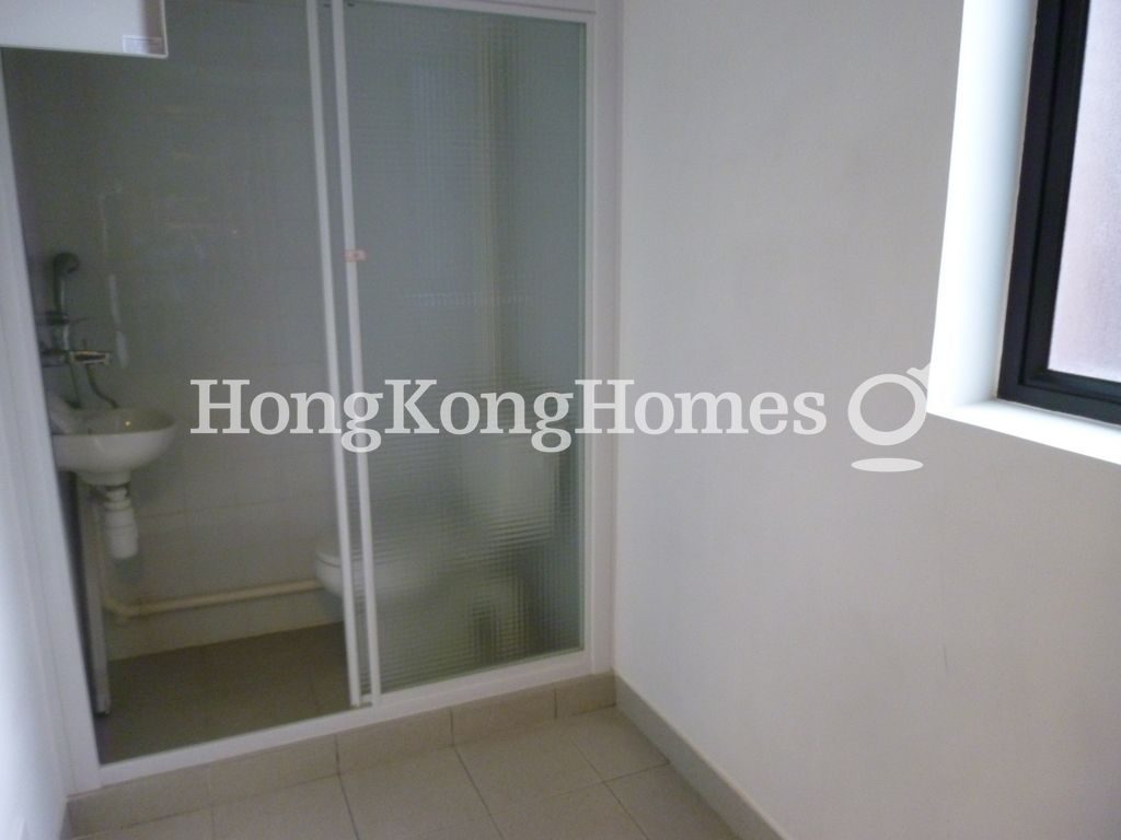 Maid's Room — The Arch - Block 1A (Sun Tower), Tsim Sha Tsui