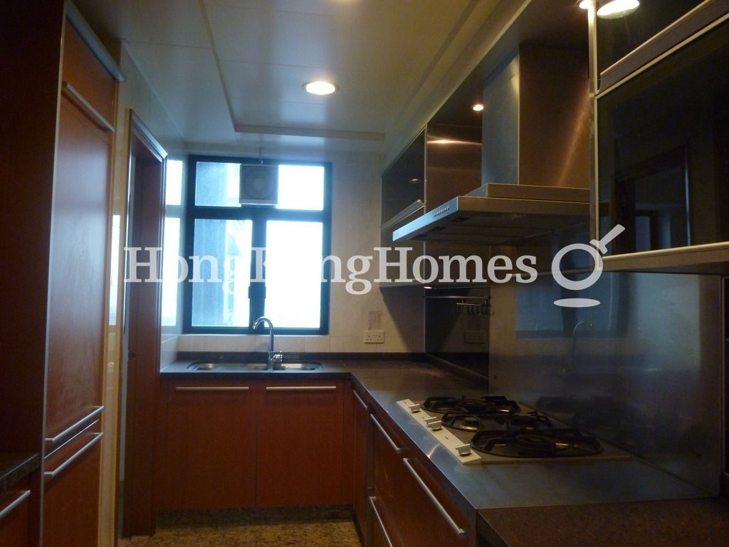 Kitchen — The Arch - Block 1A (Sun Tower), Tsim Sha Tsui