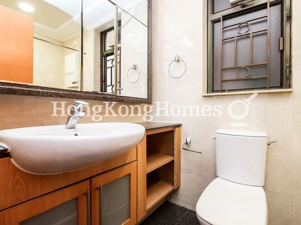 Guest Bathroom — The Belcher's - Block 5, Pokfulam