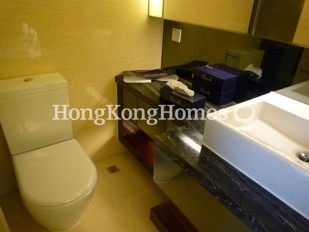 Master Bathroom — The Cullinan I, Tsim Sha Tsui