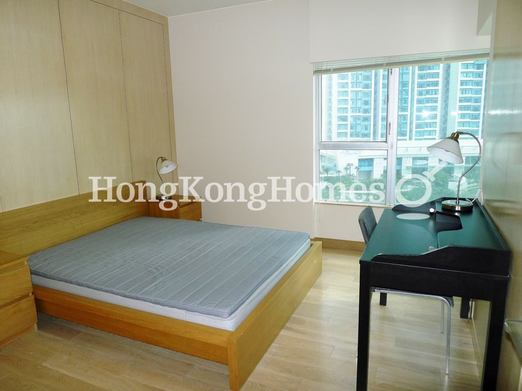 Master Bedroom — The Waterfront - Block 01, Tsim Sha Tsui