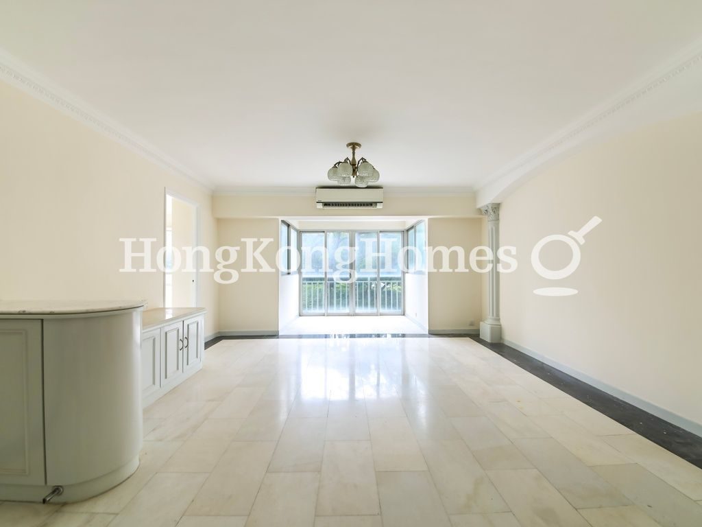 Living and Dining Room — Braemar Hill Mansion - Block 04, North Point Hill