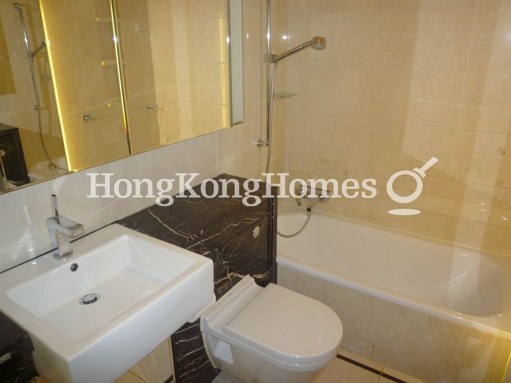 Guest Bathroom — One SilverSea - Block 02, Tai Kok Tsui