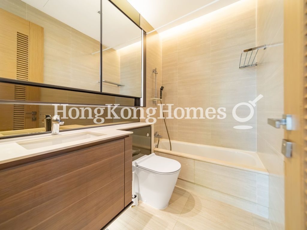 Second Ensuite Bathroom — The Bloomsway - The Terrace, Gold Coast