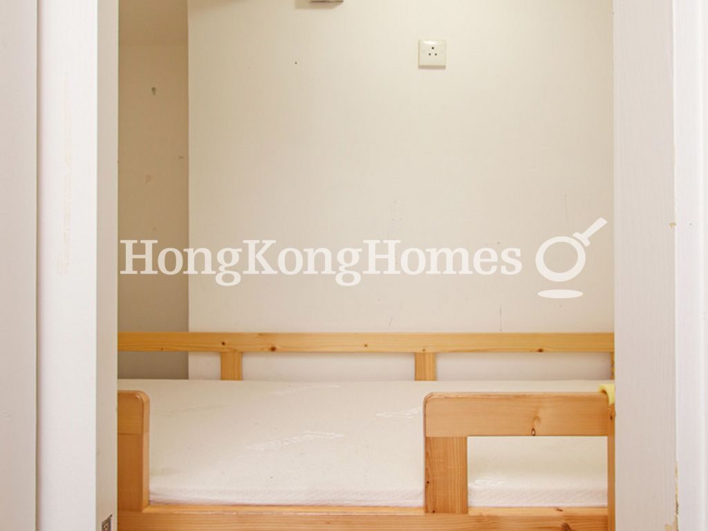 Maid's Room — Beach Pointe, Stanley