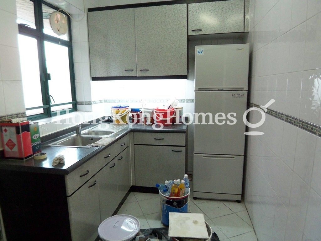 Kitchen — Hillsborough Court - Block 01, Mid-levels Central