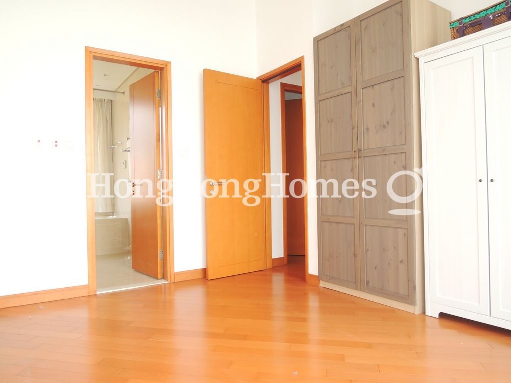 Master Bedroom — Residence Bel-Air - Phase 06 - Bel-Air No. 8, Tower 6, Pokfulam