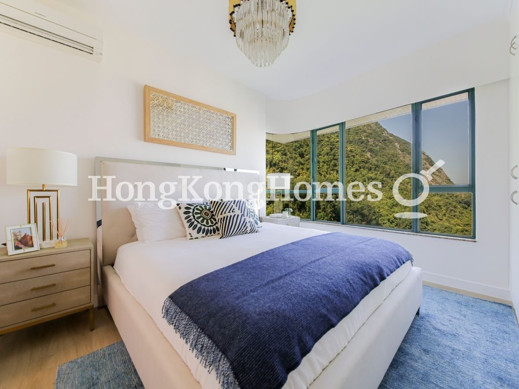 Master Bedroom — Hillsborough Court - Block 04 - The Royal Tower, Mid-levels Central