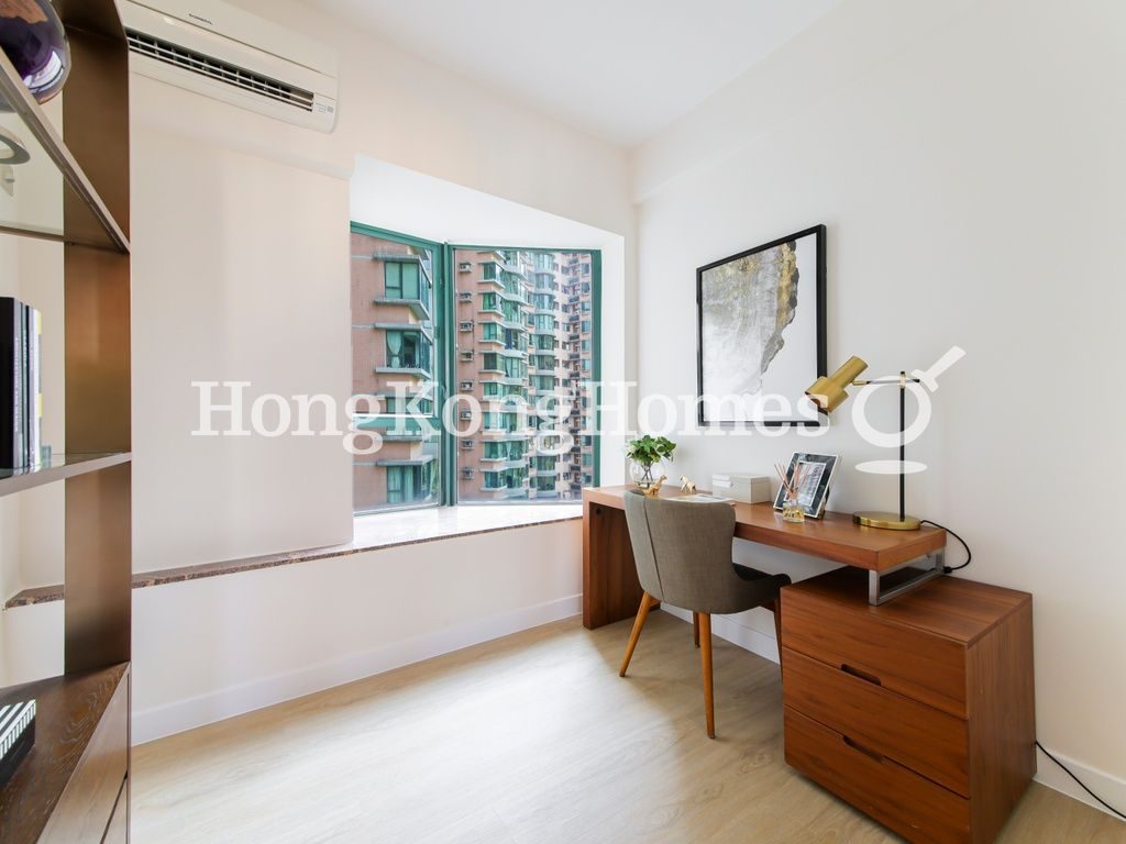 Third Bedroom — Hillsborough Court - Block 04 - The Royal Tower, Mid-levels Central