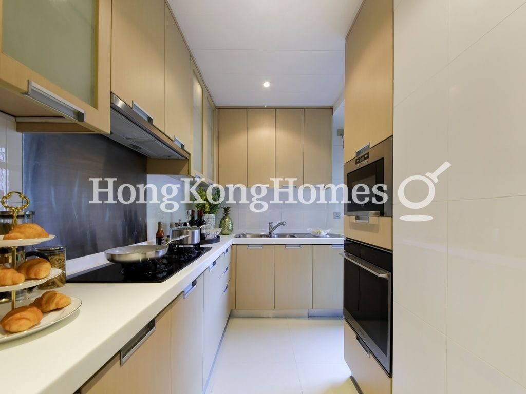 Kitchen — Hillsborough Court - Block 04 - The Royal Tower, Mid-levels Central