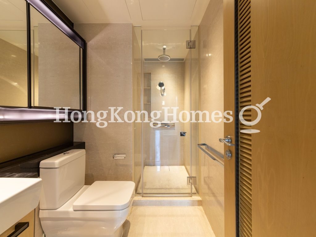 Guest Bathroom — MacDonnell Road, 3, Mid-levels Central