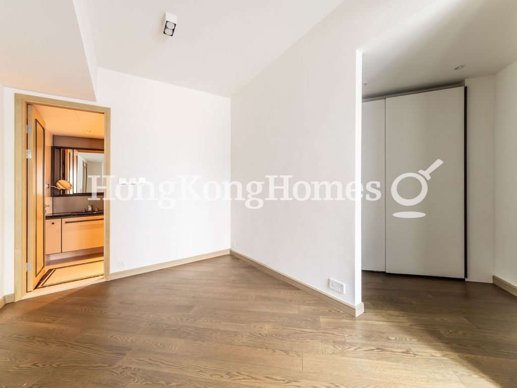 Master Bedroom — MacDonnell Road, 3, Mid-levels Central