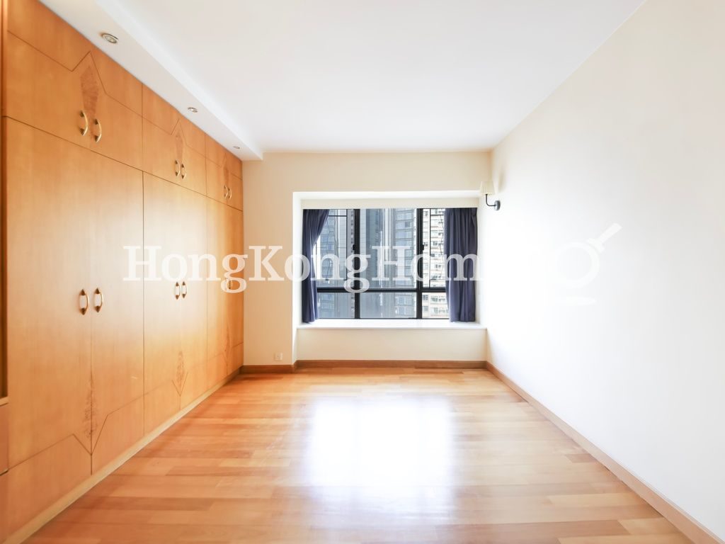 Master Bedroom — Excelsior Court, Mid-levels West